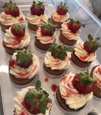 Strawberry shortcake cupcake